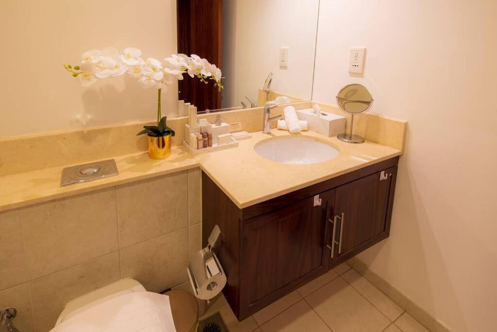 First Class 2Br With Full Burj Khalifa And Fountain View Dubai Buitenkant foto